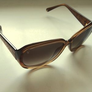 Louis Vuitton Tortoiseshell/Brown/Gold Sunglasses